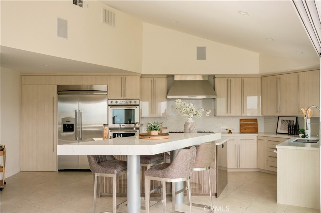 MLS #SR25244048 image #8