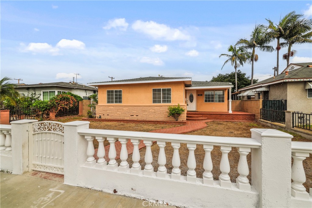 4223 Artesia