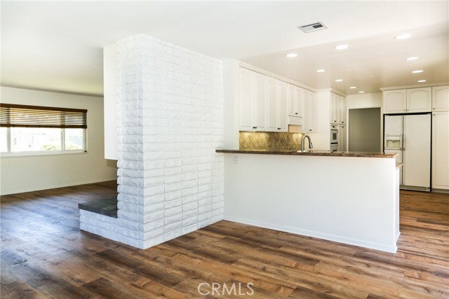 Detail Gallery Image 7 of 38 For 1507 Cumberland Ln, Newport Beach,  CA 92660 - 3 Beds | 2 Baths