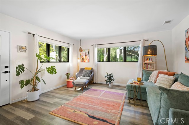 Detail Gallery Image 7 of 35 For 1477 E California Ave, Glendale,  CA 91206 - 2 Beds | 1 Baths