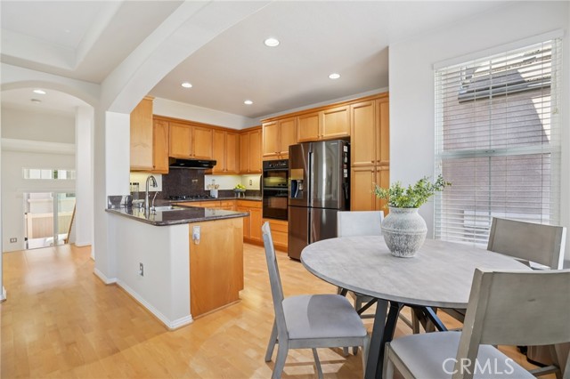 Detail Gallery Image 16 of 50 For 2889 Plaza Del Amo #405,  Torrance,  CA 90503 - 3 Beds | 2/1 Baths