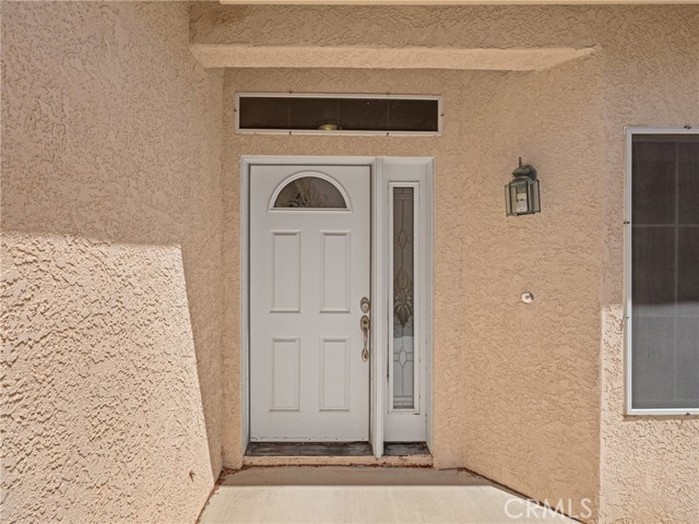 Detail Gallery Image 5 of 31 For 11393 Country Club Dr, Apple Valley,  CA 92308 - 3 Beds | 2 Baths