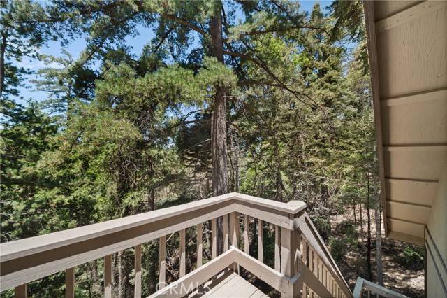 Detail Gallery Image 32 of 34 For 574 Mill Ct, Lake Arrowhead,  CA 92352 - 3 Beds | 2/1 Baths