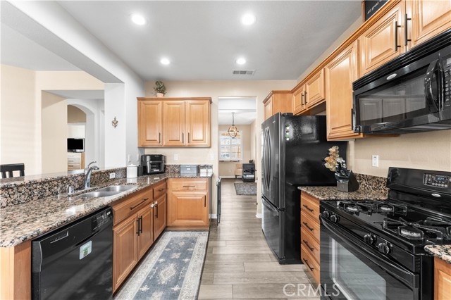 Detail Gallery Image 23 of 45 For 3025 Neary Ct, Rosamond,  CA 93560 - 4 Beds | 3 Baths