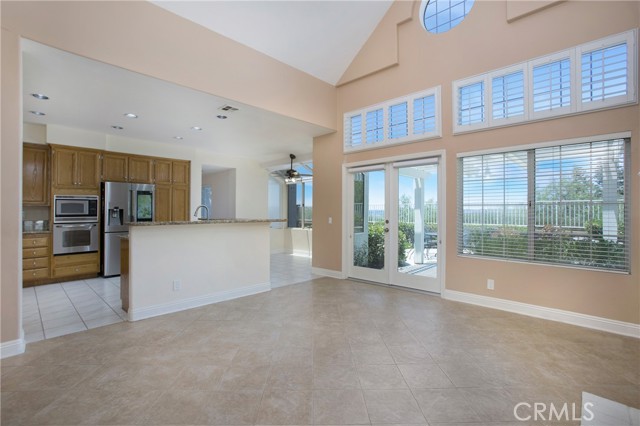 Detail Gallery Image 9 of 17 For 26711 Laurel Crest Dr, Laguna Hills,  CA 92653 - 4 Beds | 3 Baths