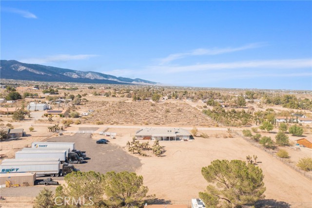 9925 Sierra Vista Road, Phelan CA: https://media.crmls.org/medias/9fe2beb5-6f38-496c-a3a0-68d96741aa6c.jpg