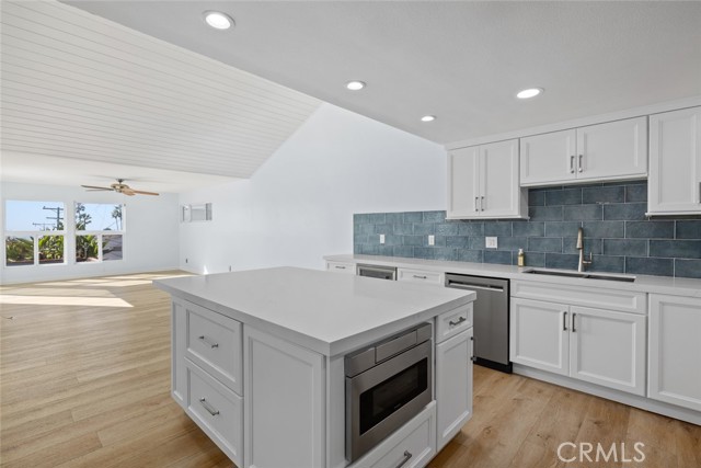 Detail Gallery Image 12 of 55 For 115 E Avenida Cornelio, San Clemente,  CA 92672 - 4 Beds | 3/1 Baths