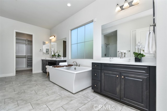 23942 Schoenborn Street, West Hills CA: https://media.crmls.org/medias/9fe37abf-87ce-423a-8607-130ff9253937.jpg