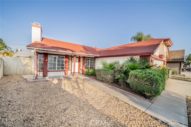 Detail Gallery Image 4 of 45 For 2637 Pleasant Colony St, Perris,  CA 92571 - 3 Beds | 2 Baths