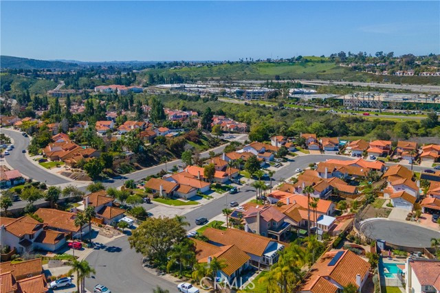 Detail Gallery Image 43 of 47 For 10954 Cool Lake, San Diego,  CA 92128 - 4 Beds | 2/1 Baths