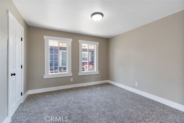 Image 21 of 40 For 2401 Hedges Avenue