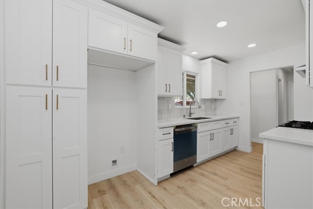 Detail Gallery Image 8 of 25 For 6490 Hillside, Riverside,  CA 92504 - 3 Beds | 2 Baths