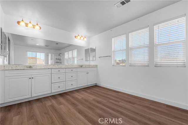 Detail Gallery Image 14 of 15 For 30183 Redding, Murrieta,  CA 92563 - 5 Beds | 3 Baths