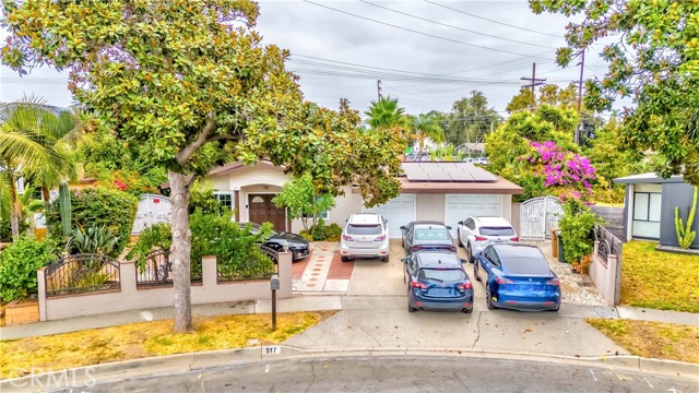 Detail Gallery Image 17 of 21 For 517 W Maplewood Ave, Fullerton,  CA 92832 - 5 Beds | 3 Baths