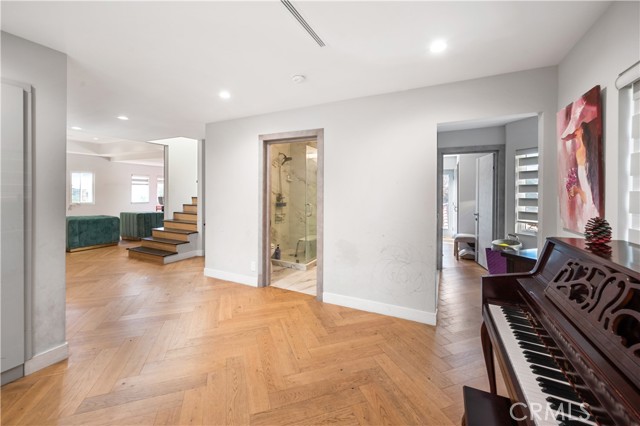 Detail Gallery Image 12 of 53 For 515 La Loma Rd, Glendale,  CA 91206 - 4 Beds | 5 Baths