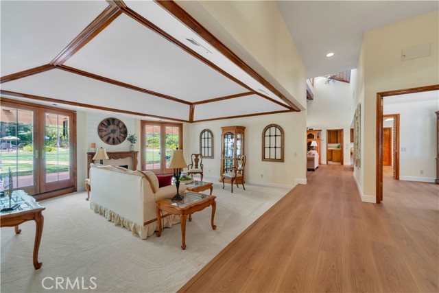 Detail Gallery Image 16 of 59 For 15883 Condor Ridge, Canyon Country,  CA 91387 - 5 Beds | 3/1 Baths