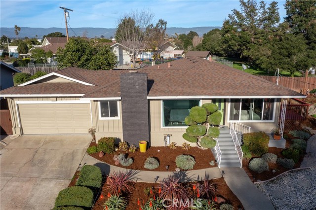 8 Kralj Drive, Watsonville, California 95076, ,Residential Income,For Sale,8 Kralj Drive,CRIV25010825