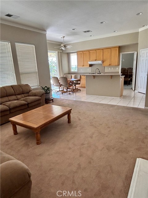 27402 Carino Circle, Mission Viejo CA: https://media.crmls.org/medias/9fe8fd2b-6efa-4f3f-bd0d-07084a281314.jpg