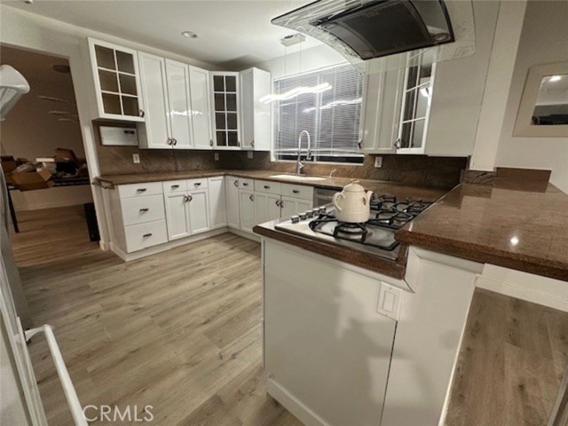 Detail Gallery Image 21 of 42 For 5128 Llano, Woodland Hills,  CA 91364 - 3 Beds | 3 Baths