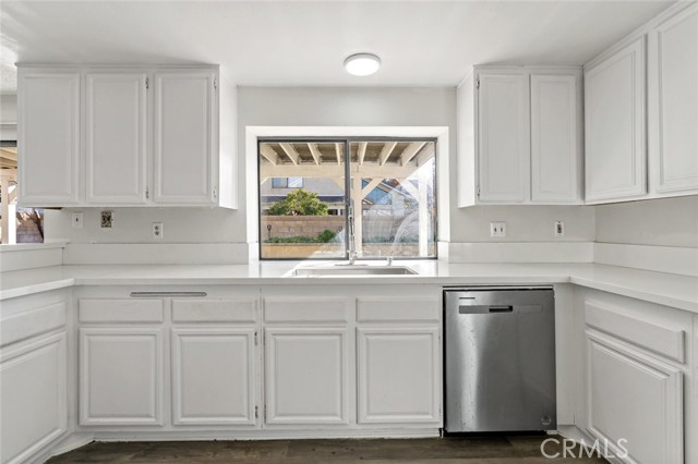 Detail Gallery Image 14 of 43 For 3212 W Avenue K4, Lancaster,  CA 93536 - 4 Beds | 3 Baths