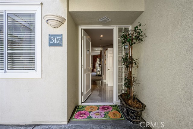 Detail Gallery Image 3 of 43 For 2233 Martin #317,  Irvine,  CA 92612 - 2 Beds | 2 Baths