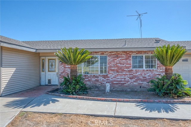 Detail Gallery Image 12 of 54 For 12171 E Huntsman Ave, Selma,  CA 93662 - 3 Beds | 2 Baths