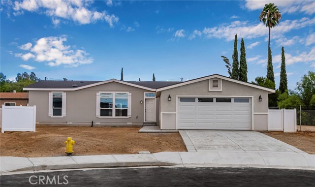 Detail Gallery Image 4 of 34 For 728 Larissa, Perris,  CA 92570 - 3 Beds | 2 Baths