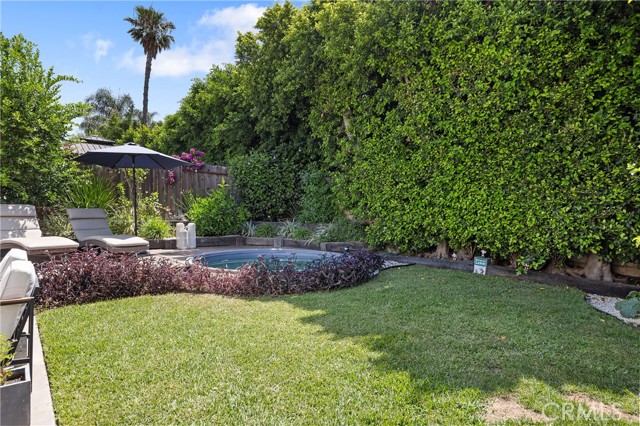 13646 1/2 Dronfield Avenue, Sylmar CA: https://media.crmls.org/medias/9fecec79-4b3e-4602-976d-97466109cbb9.jpg