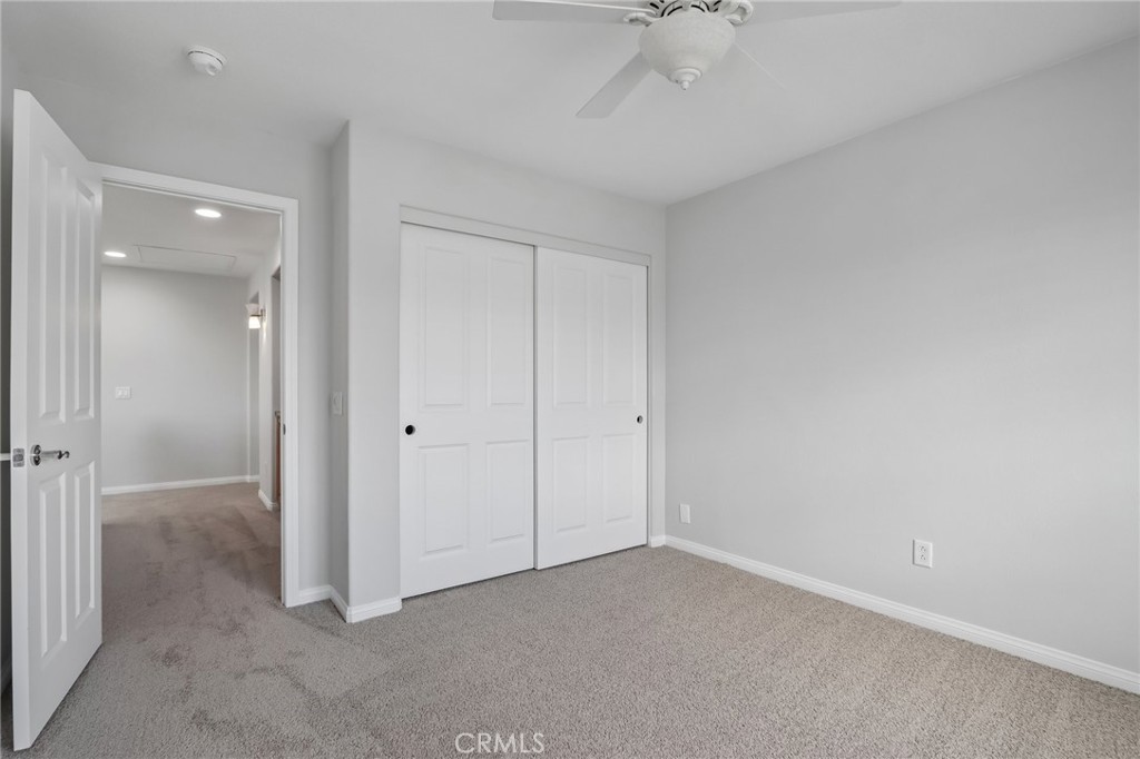 https://media.crmls.org/medias/9fed947f-9ee4-4b72-af35-a3edc27cca56.jpg?preset=X-Large