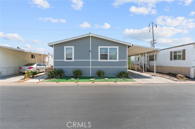 Detail Gallery Image 2 of 30 For 350 E San Jacinto Ave #91,  Perris,  CA 92571 - 4 Beds | 2 Baths