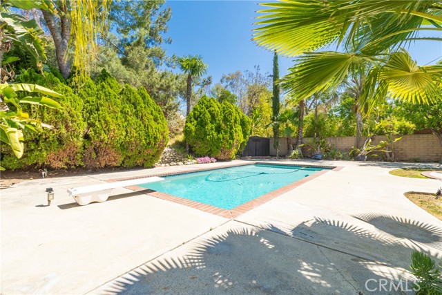 49 Village Loop Road, Pomona CA: https://media.crmls.org/medias/9fef8e85-f279-408f-b757-0bef063d43d2.jpg