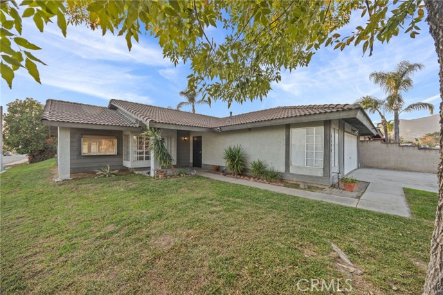Detail Gallery Image 3 of 37 For 6540 30th, Jurupa Valley,  CA 92509 - 4 Beds | 2 Baths