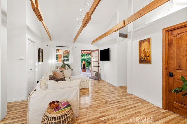 Detail Gallery Image 8 of 41 For 95 Taormina Ln, Ojai,  CA 93023 - 1 Beds | 1 Baths