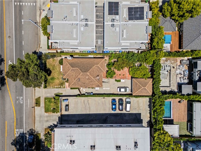 4180 Tujunga Avenue, Studio City CA: https://media.crmls.org/medias/9ff0ada8-7a3b-43ad-b6f9-fa86b3570db6.jpg