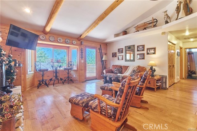 Detail Gallery Image 15 of 43 For 1400 Klamath Rd, Big Bear City,  CA 92314 - 3 Beds | 2 Baths