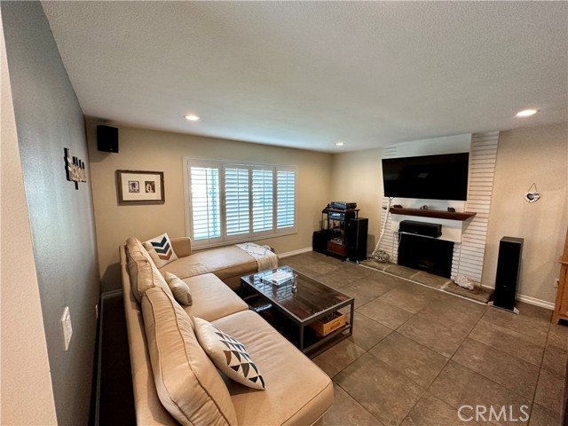 Image 2 for 1601 Copperfield Dr, Tustin, CA 92780