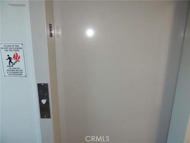 Detail Gallery Image 11 of 15 For 22735 Del Valle St #2,  Woodland Hills,  CA 91364 - 1 Beds | 1 Baths