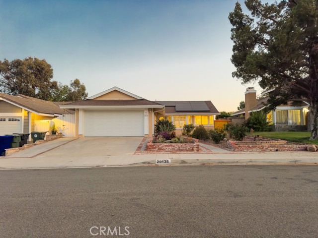 Detail Gallery Image 1 of 1 For 20138 Dorothy St, Canyon Country,  CA 91351 - 3 Beds | 2 Baths