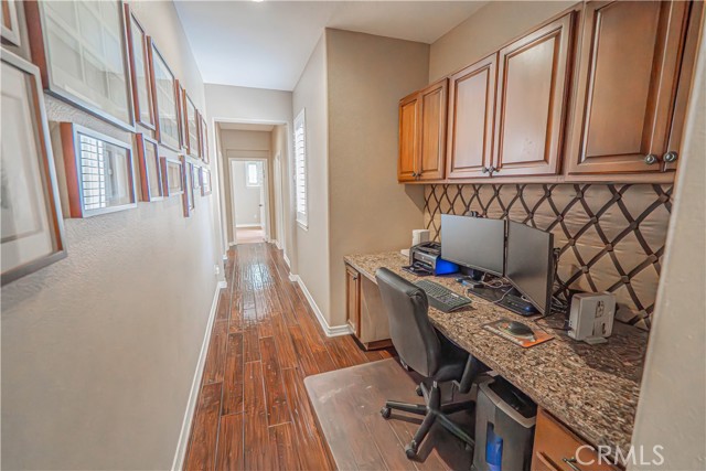 25505 Brighton Place, Stevenson Ranch CA: https://media.crmls.org/medias/9ff39fc0-923c-44e4-b3de-bd00ef8efaa1.jpg
