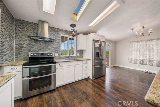 Detail Gallery Image 13 of 34 For 17062 Greenridge Rd, Hidden Valley Lake,  CA 95467 - 3 Beds | 2 Baths