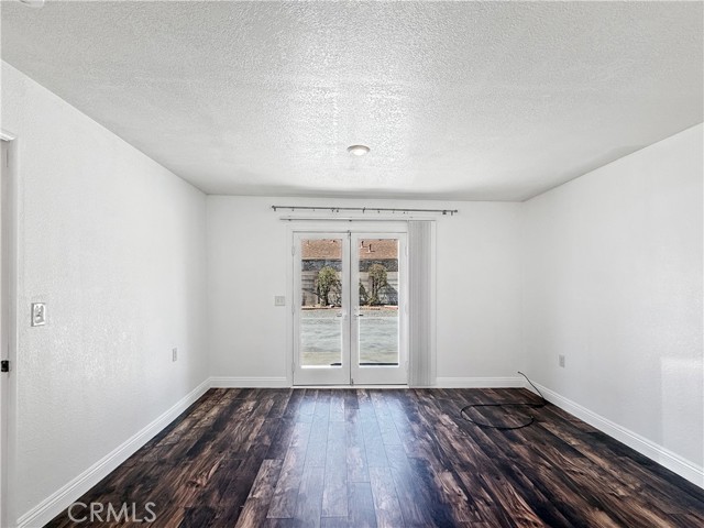 Detail Gallery Image 7 of 12 For 9250 Olive St #C,  Fontana,  CA 92335 - 1 Beds | 1 Baths