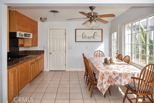 Detail Gallery Image 5 of 13 For 8842 Enloe Ave, Garden Grove,  CA 92844 - 3 Beds | 2 Baths