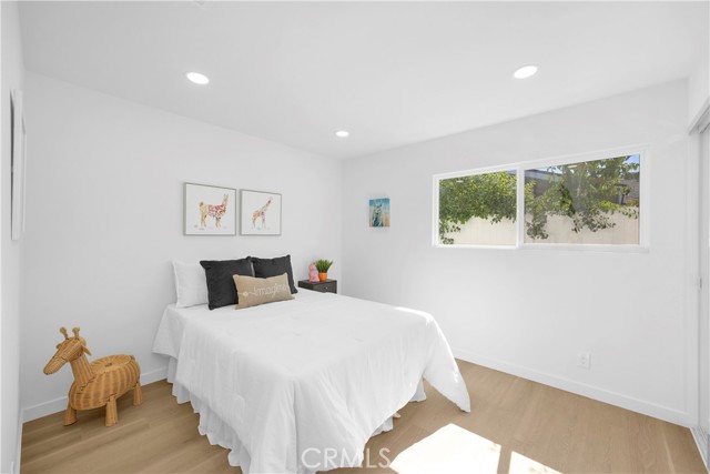 8381 E Blithedale Street, Long Beach CA: https://media.crmls.org/medias/9ff4cbbc-ad65-4b02-ac33-06e83788ec5b.jpg