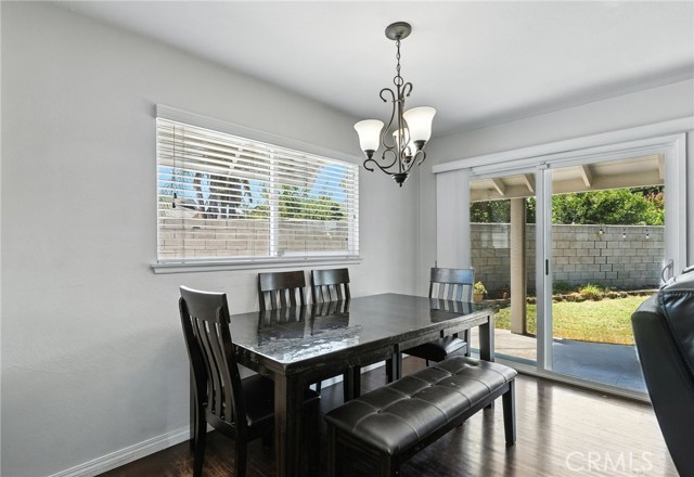 Detail Gallery Image 9 of 27 For 4220 Monticello Ave, Riverside,  CA 92503 - 4 Beds | 2 Baths