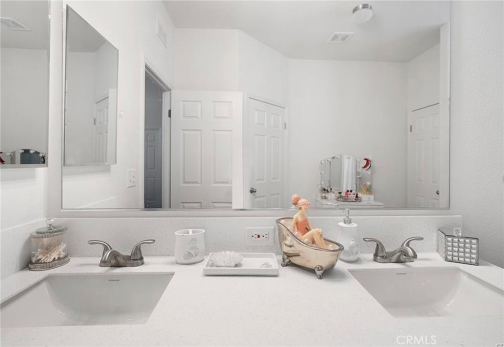 MLS #IV25171894 img 13