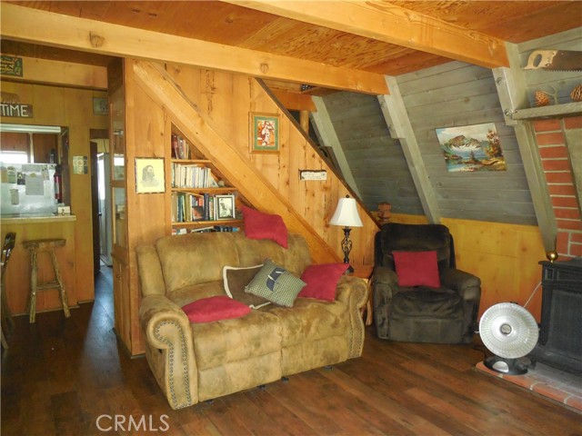 44824 Mountain Meadow Road, Oakhurst CA: https://media.crmls.org/medias/9ff6db61-79ae-4451-98a1-79f17d76bc18.jpg