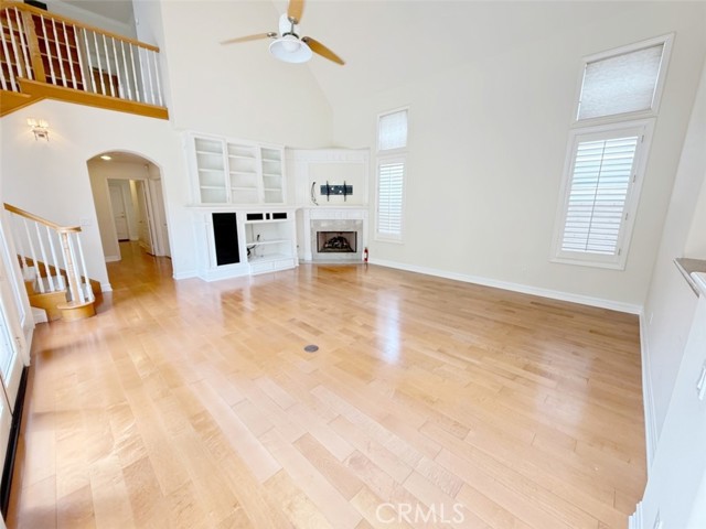 519 Westminster Avenue, Newport Beach CA: https://media.crmls.org/medias/9ff70b94-81ad-4028-bb8f-cce44966d139.jpg