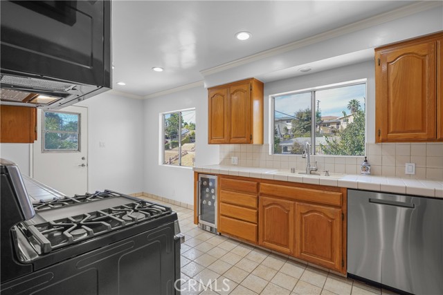 Detail Gallery Image 11 of 36 For 522 Cecil St, Monterey Park,  CA 91755 - 3 Beds | 2 Baths