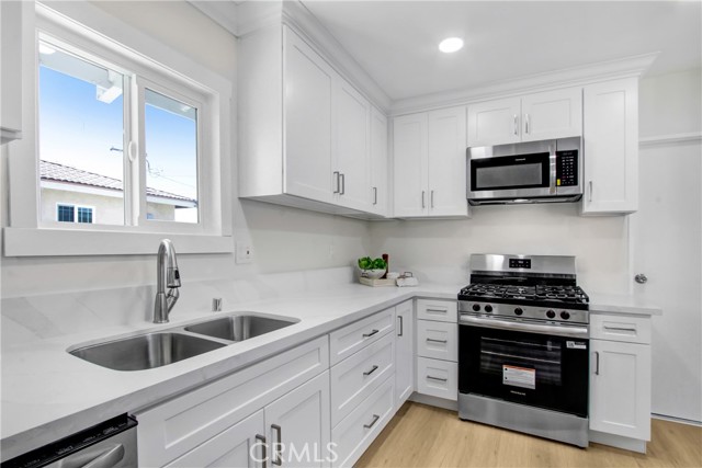 Detail Gallery Image 12 of 21 For 6236 Downey St, Jurupa Valley,  CA 92509 - 3 Beds | 1 Baths