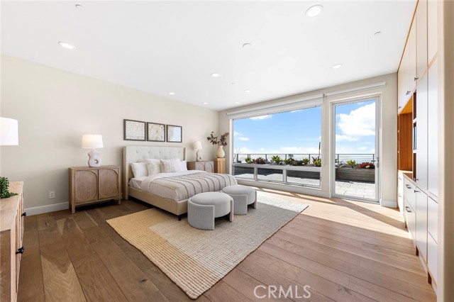 3355 Alta Laguna Boulevard, Laguna Beach CA: https://media.crmls.org/medias/9ff75260-1586-492a-8965-9afe43d15e66.jpg